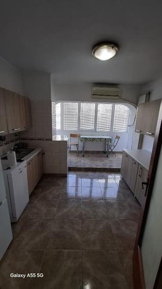 Apartament cu 2 camere decomandat în Moșilor