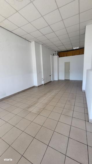 Spațiu comercial, de 40 mp, în Central