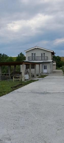 Casă cu Teren 1500 Mp în Central