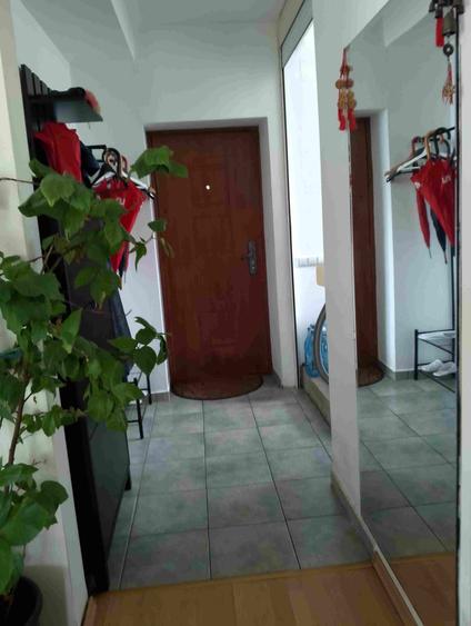 Casă individuală cu 4 camere cu Canalizare în Central