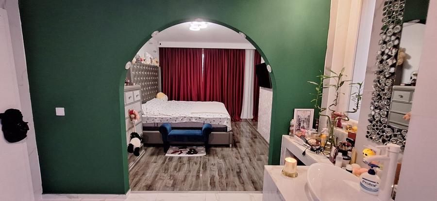 Apartament cu 3 camere decomandat în Exterior Est