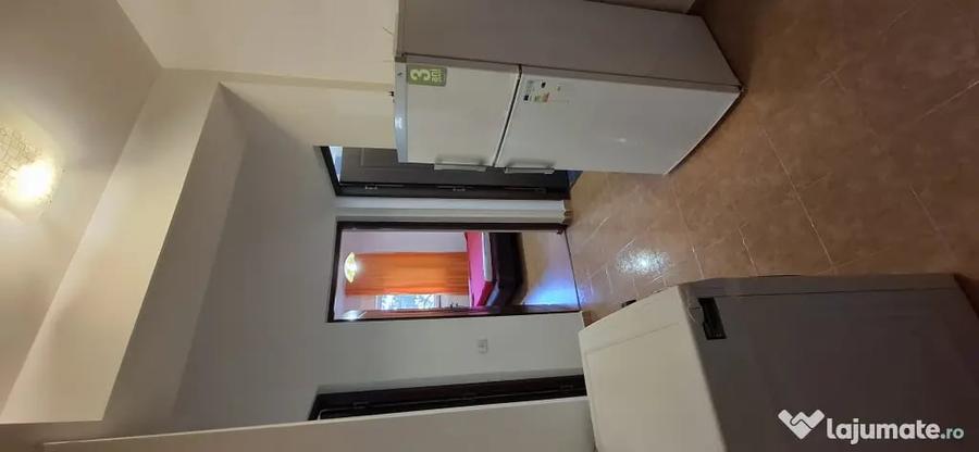 Apartament cu 2 camere decomandat în Sud