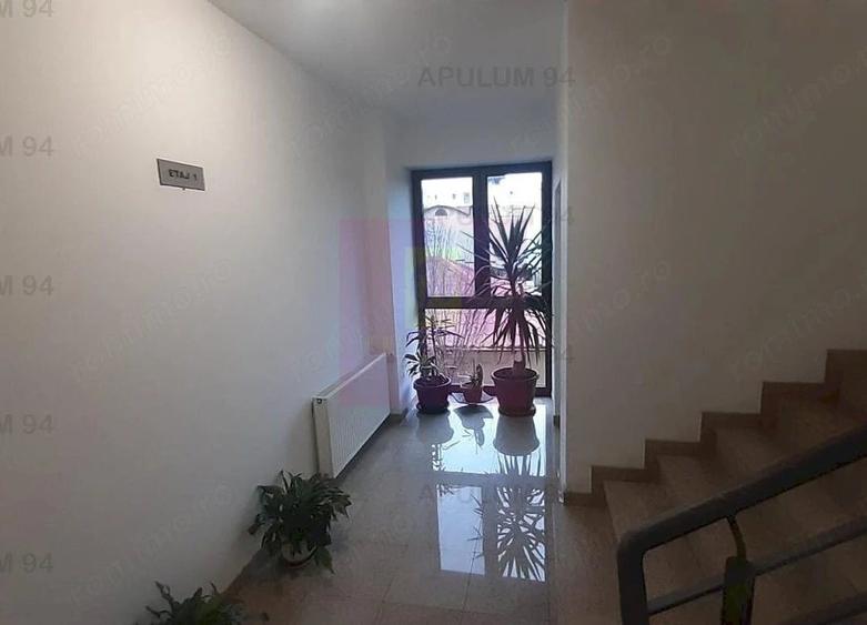 Apartament cu 3 camere decomandat în Băneasa