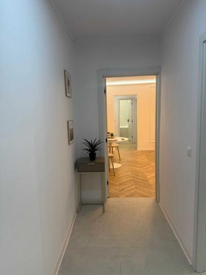Apartament cu 2 camere semidecomandat în Exterior Vest