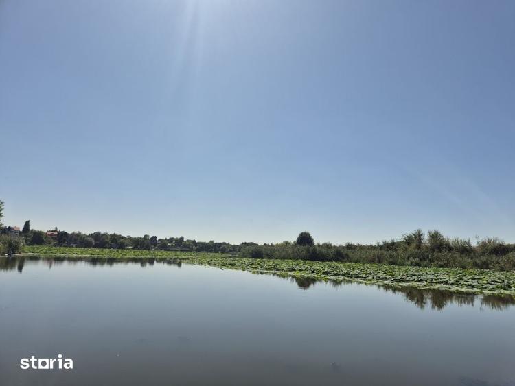 Teren de 2500 mp, în Ciolpani