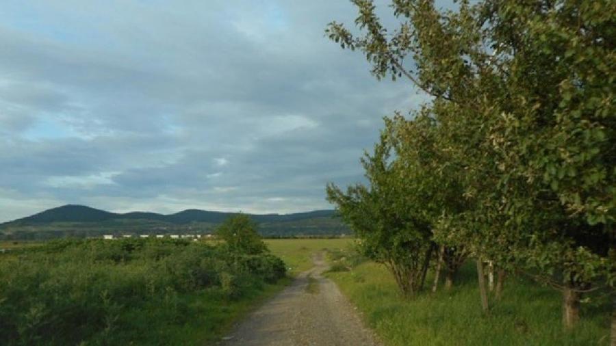 Teren extravilan de 5800 mp, în Central