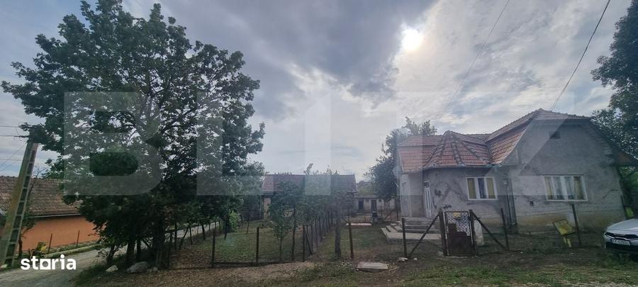Casă cu 2 camere cu Teren 2934 Mp în Stoicănești