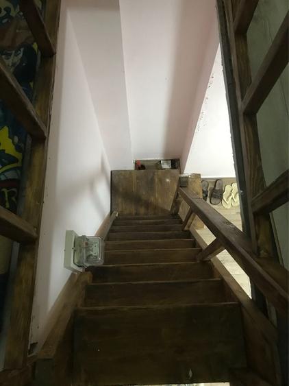 Casă cu 3 camere în Bucur Obor