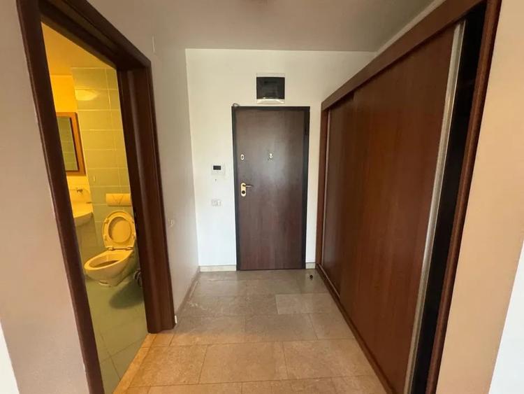 Apartament cu 2 camere semidecomandat, mobilat în Sisești