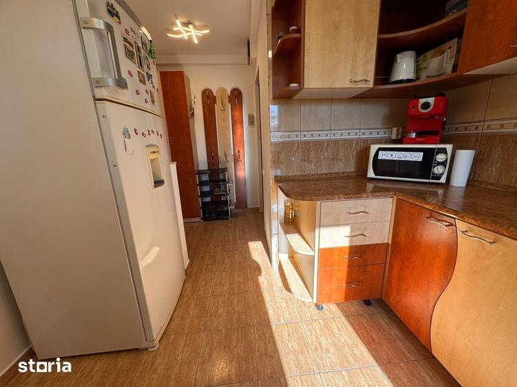 Apartament cu 2 camere semidecomandat în Florilor