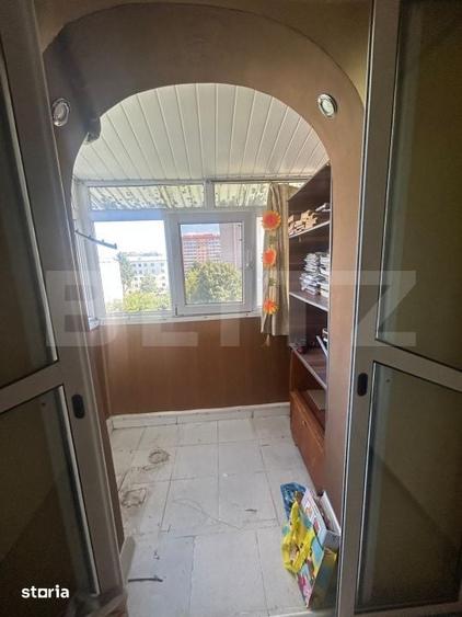 Apartament cu 2 camere semidecomandat în Chitila