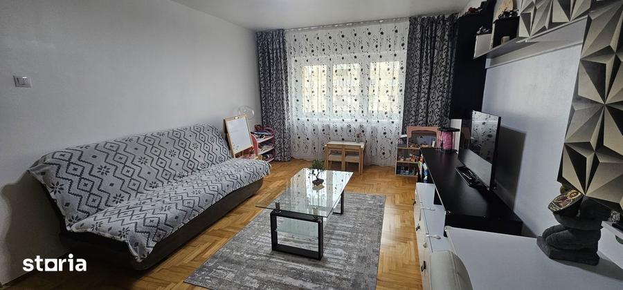 Apartament de vanzare 2 camere decomandat zona Faget centru nou - 1
