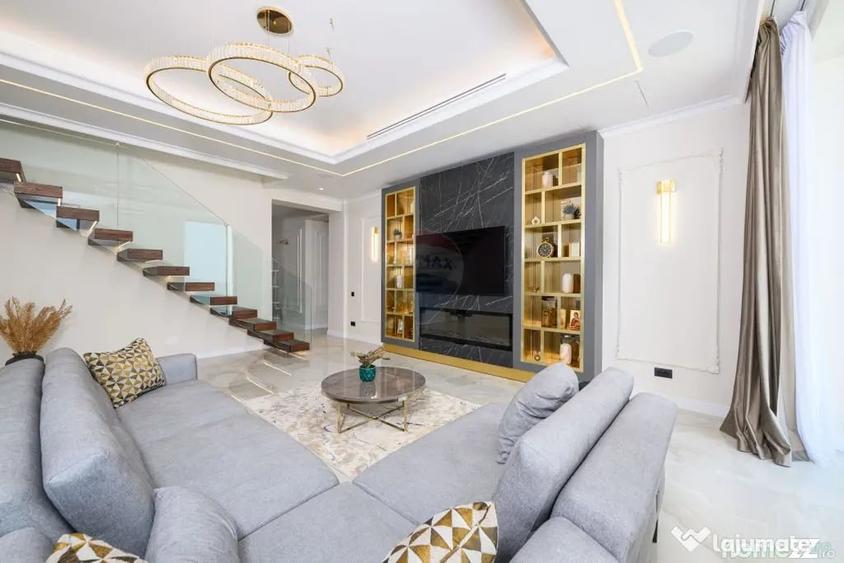 Apartament cu 4 camere decomandat în Olimp