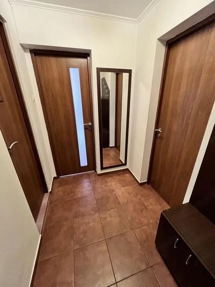 Garsonieră decomandată în Brâncoveanu