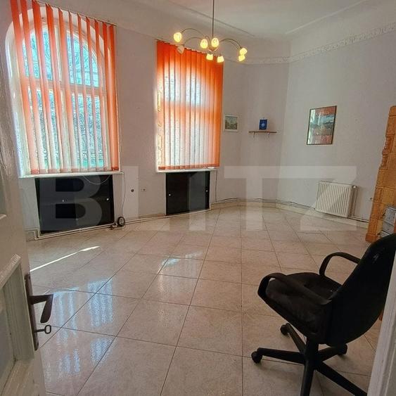 Apartament cu 2 camere decomandat în Sud