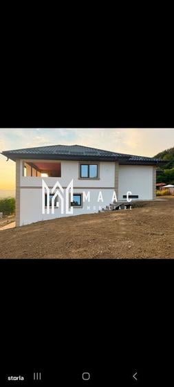 Casă cu 4 camere în Cornet