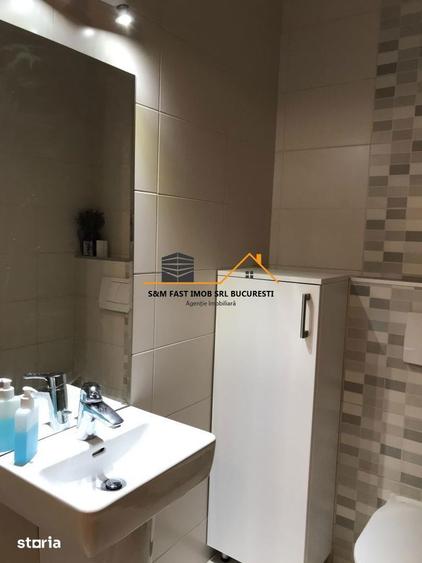Apartament cu 3 camere decomandat în Centrul Civic