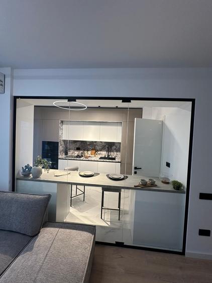 Apartament cu 2 camere decomandat în Theodor Pallady