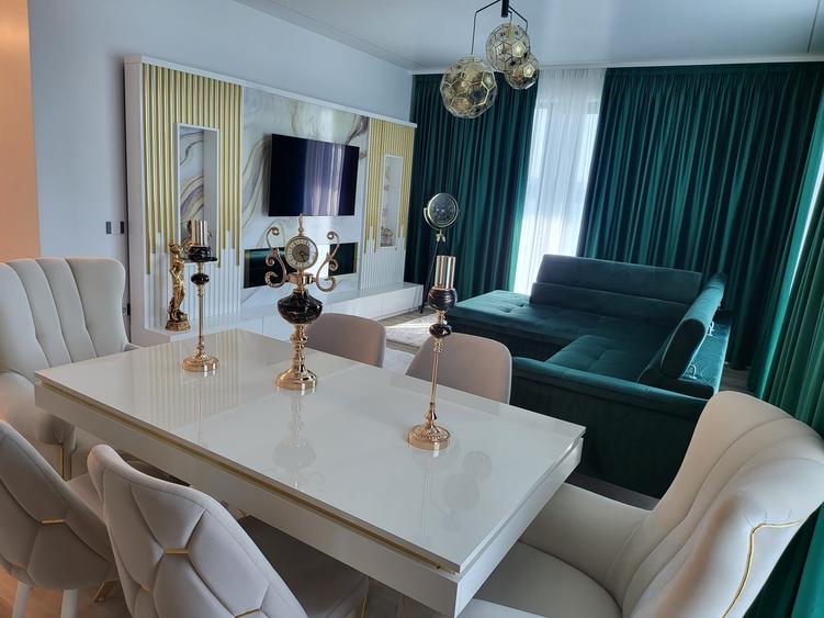 Apartament cu 4 camere în Central