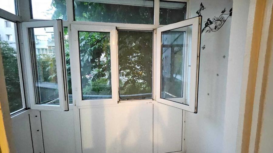 Apartament cu 2 camere semidecomandat în Malu Roșu