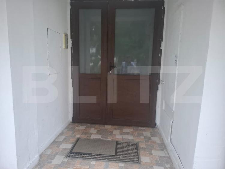 Apartament 3 camere, 65 mp, zona Găești - 16