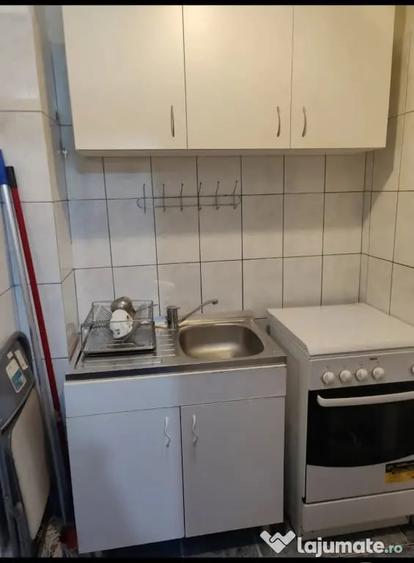 Garsonieră în Fizicienilor