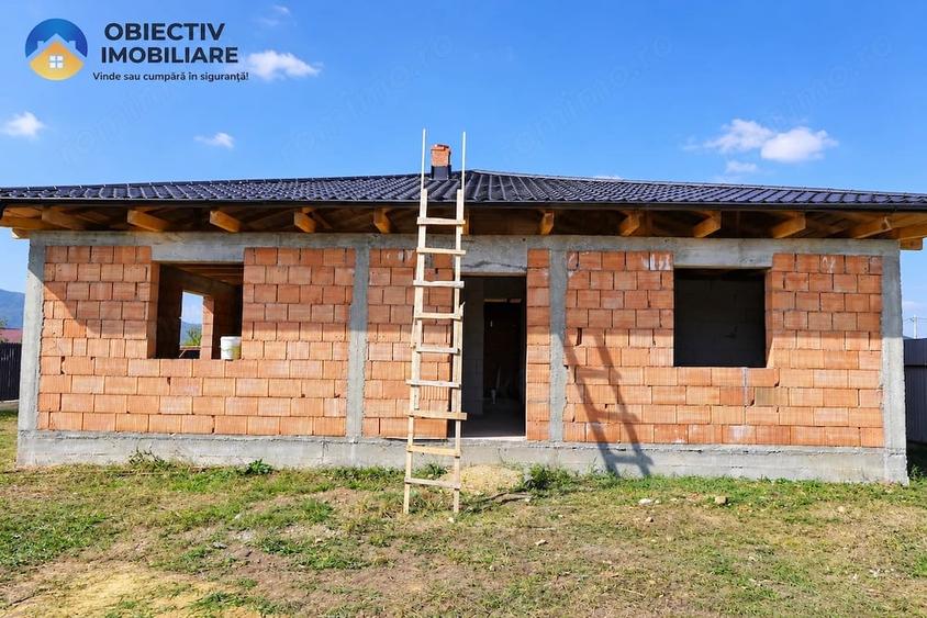 Casă cu Teren 600 Mp în Dumbrava