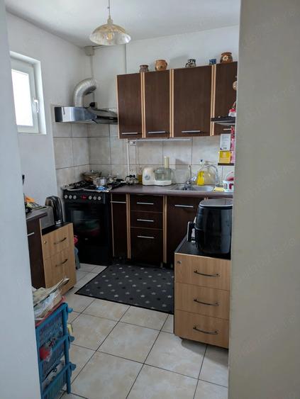 Casă cu 3 camere cu Teren 193 Mp în Mihai Bravu