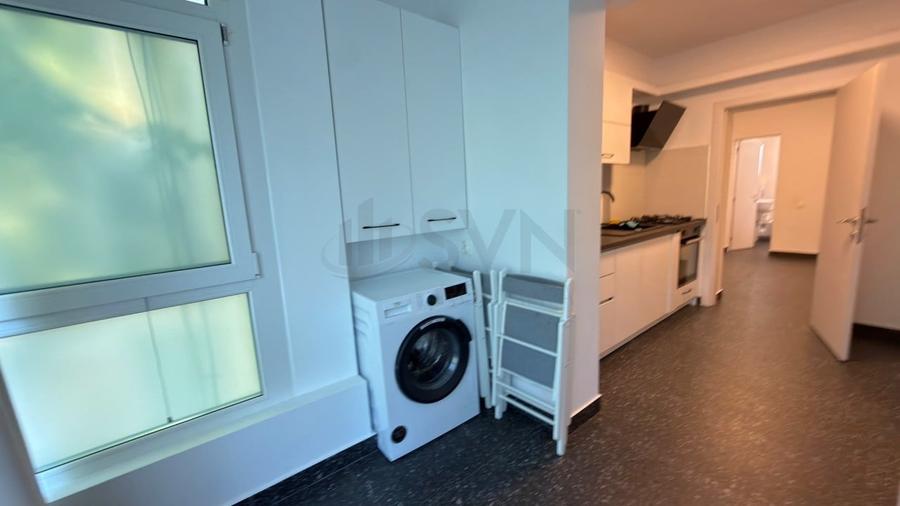 Apartament cu 3 camere semidecomandat, mobilat în Primăverii