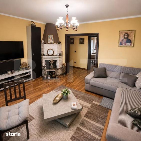 Casă cu 6 camere cu Teren 1491 Mp în Pișchia