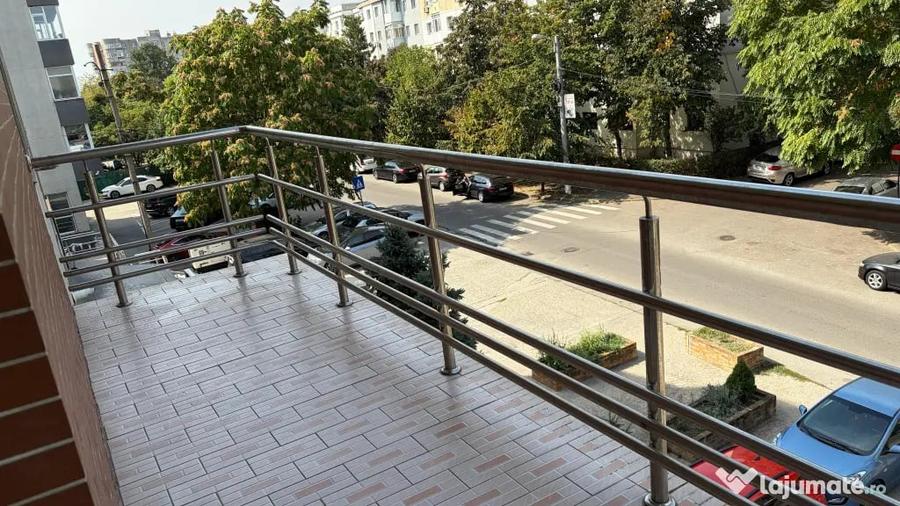 Apartament cu 2 camere decomandat în 9 Mai