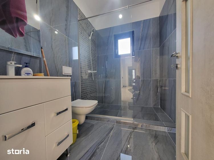 Casă cu 3 camere cu Teren 270 Mp în Hemeiuș
