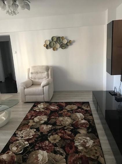 Apartament cu 2 camere semidecomandat, mobilat în Aviației