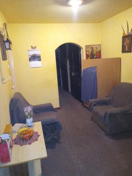 Apartament cu 3 camere decomandat în Aurel Vlaicu