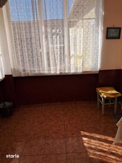 Casă cu 2 camere cu Teren 100 Mp în Pericei