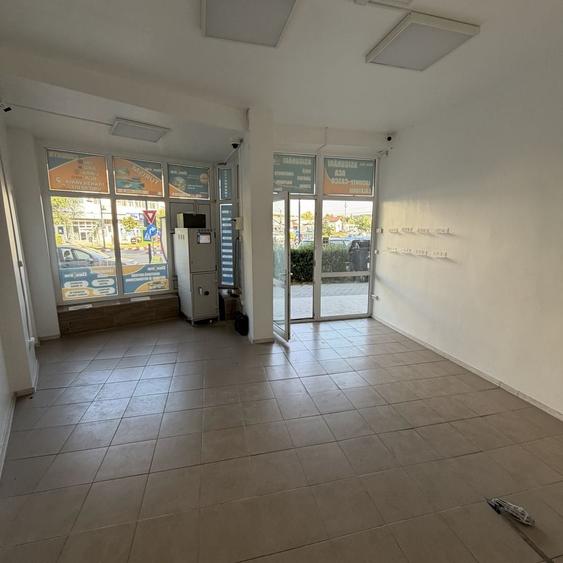 Spațiu comercial, de 28 mp, în Obor