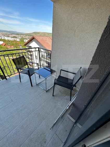 Apartament cu 3 camere semidecomandat, mobilat în Mănăștur