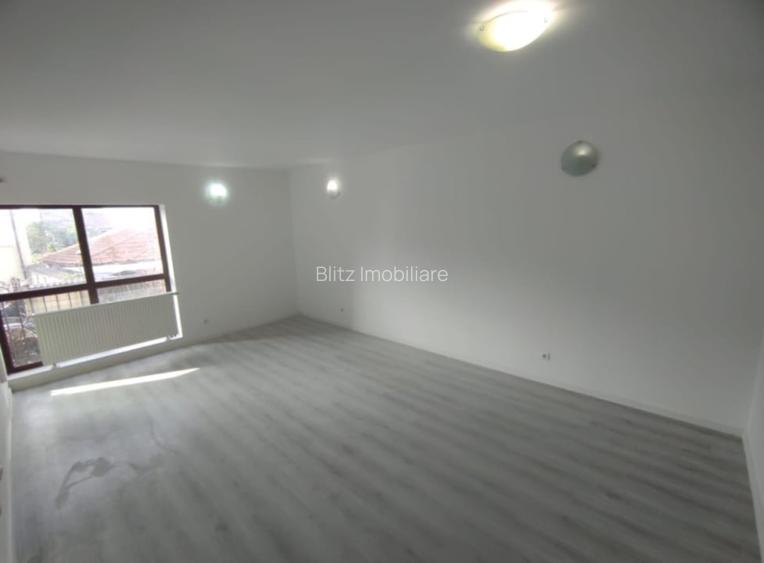 Apartament 2 camere decomandat, zona Brestei