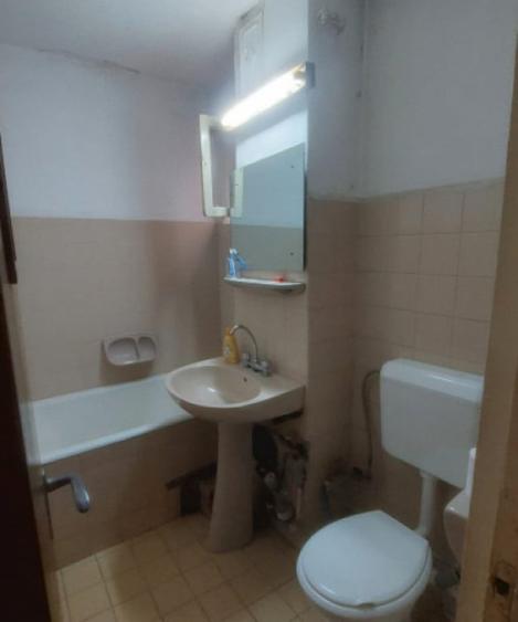 Apartament cu 3 camere decomandat în Tomis Nord