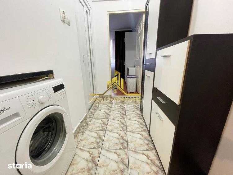 Apartament cu 3 camere semidecomandat, mobilat în Mărăști