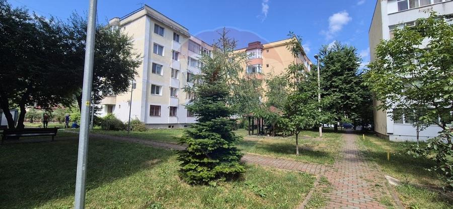 Apartament 2 camere de închiriat - 18