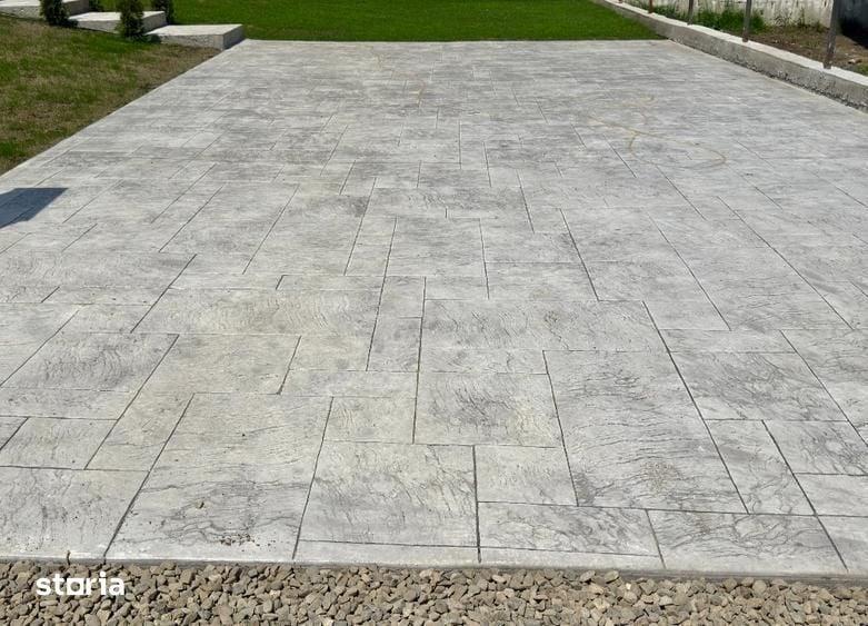 Casă cu 5 camere cu Teren 557 Mp în Miroslava