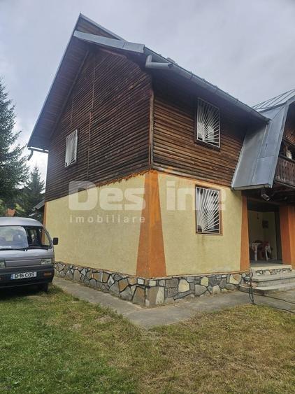 Casă individuală cu 3 camere cu Canalizare în Trăisteni