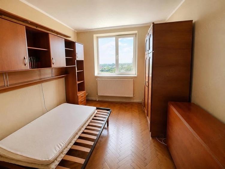 Apartament cu 3 camere semidecomandat în Mihail Kogălniceanu