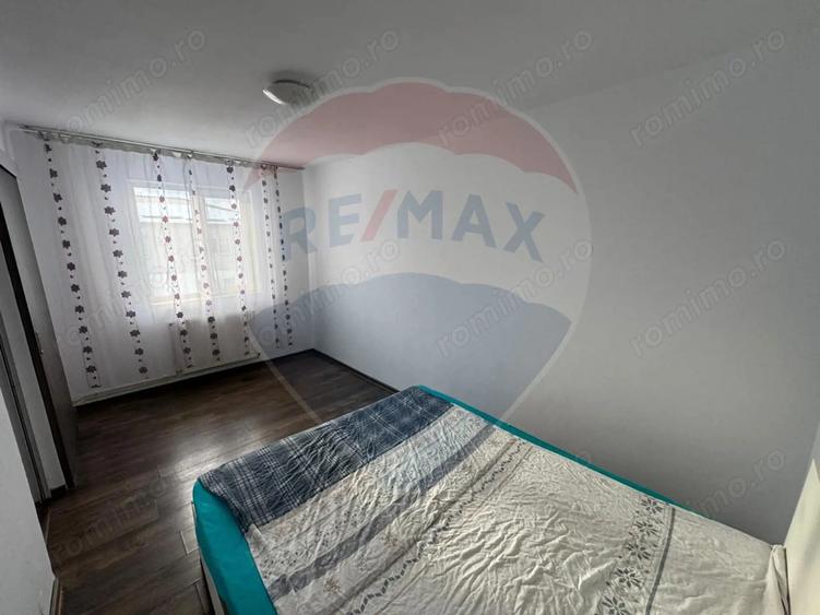 Apartament cu 2 camere semidecomandat, mobilat în Florești