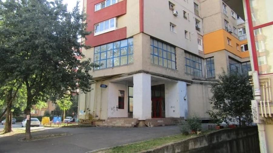 Spațiu comercial, de 310 mp, în Central