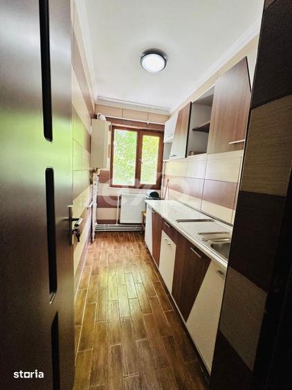 Apartament de vanzare 2 camere, etaj 1 ,Micro 4, - 8