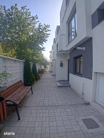 Casă cu 4 camere cu Teren 100 Mp în Nord