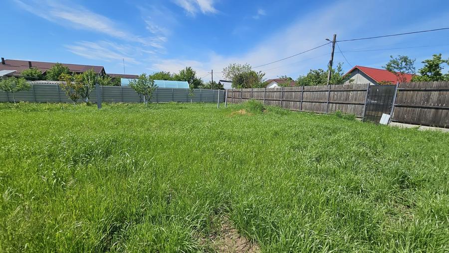 Teren Construcții intravilan de 1219 mp, în Dumbrava