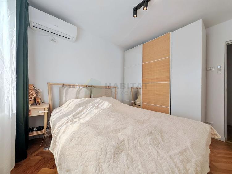 Apartament cu 4 camere semidecomandat, mobilat în Olteniței